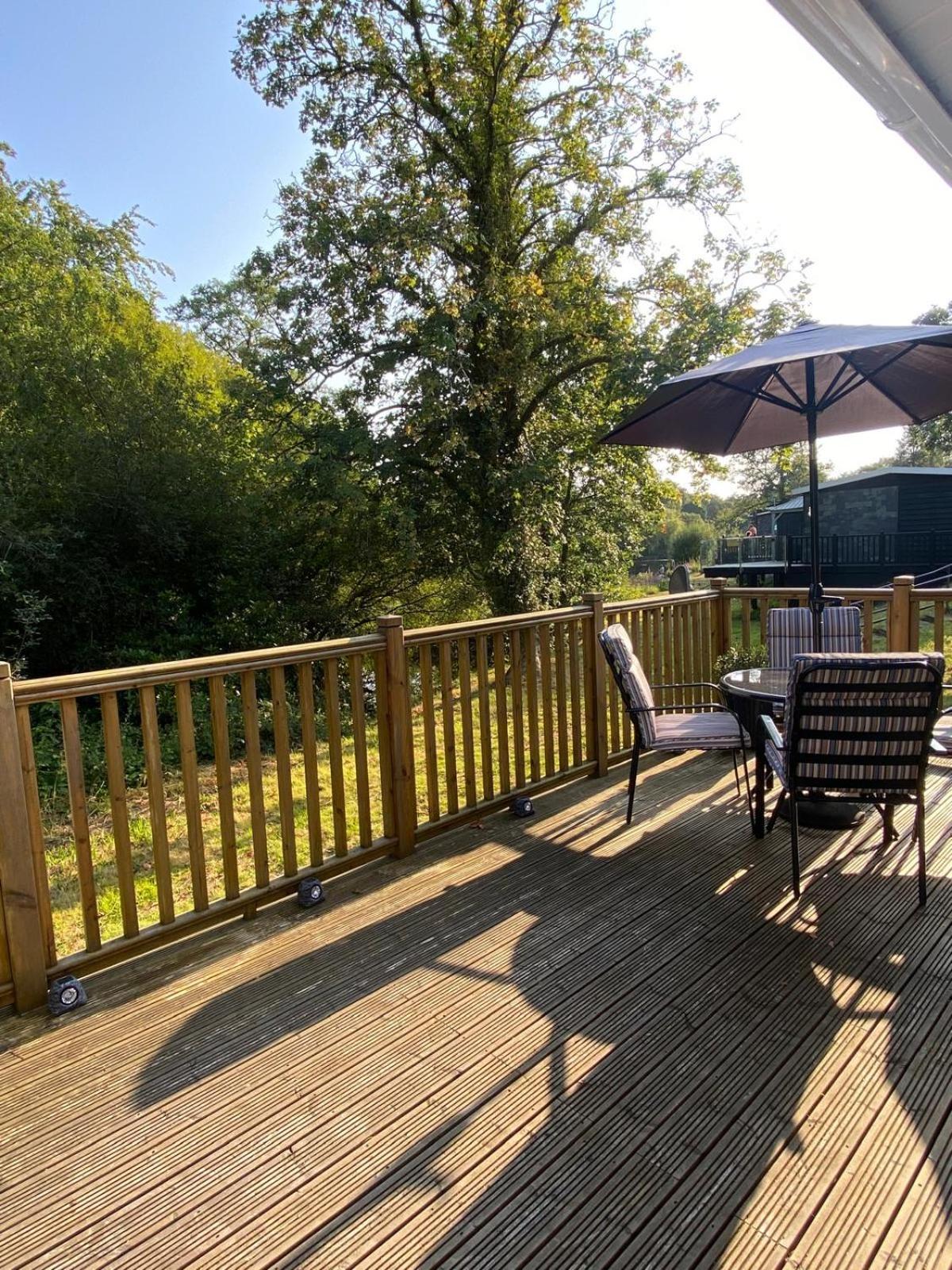 Chalet 64, Lakeside, Glan Gwna Holiday Park Caernarfon Buitenkant foto