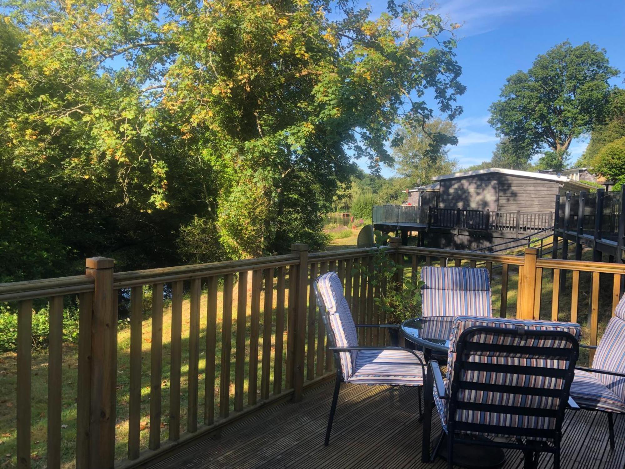 Chalet 64, Lakeside, Glan Gwna Holiday Park Caernarfon Buitenkant foto